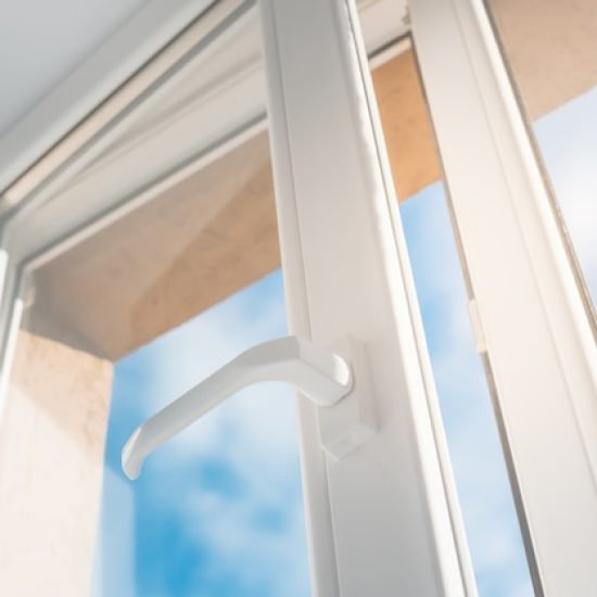 پنجره های PVC رویال وین